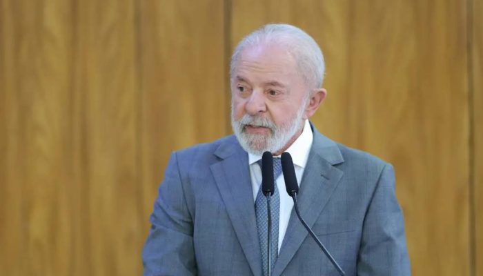 lula-diz-estar-‘chateado’-porque-vale-esta-comprando-navios-na-china
