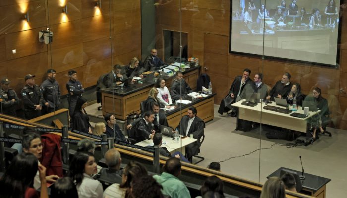 jairinho-e-monique-voltam-a-juri-por-morte-de-henry-borel-nesta-segunda-(25)