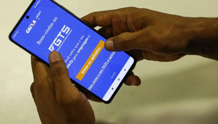 caixa-antecipa-saque-aniversario-do-fgts-para-demitidos