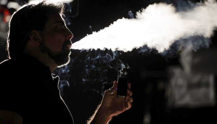 fundacao-do-cancer-alerta-para-avanco-dos-vapes-entre-jovens