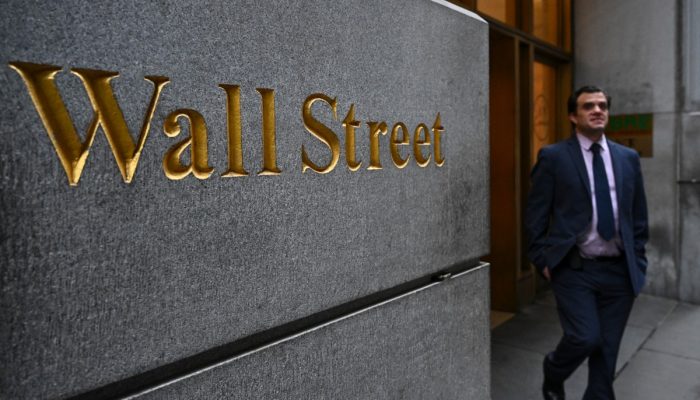 wall-street-fecha-em-alta,-mas-setor-tecnologico-perde-forca