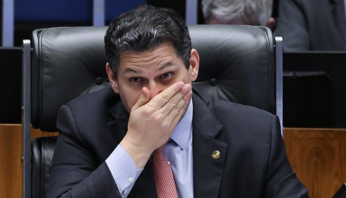 davi-diz-que-pec-da-escala-6×1-passara-por-comissoes-no-senado