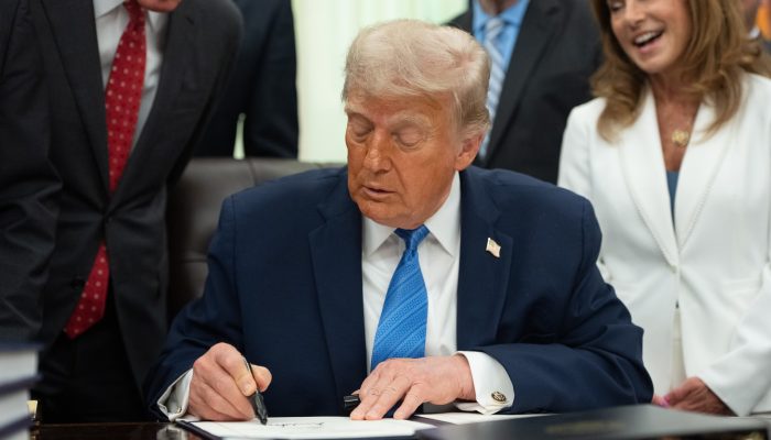 trump-sanciona-lei-orcamentaria-de-us$-70-bilhoes-para-financiar-o-ice