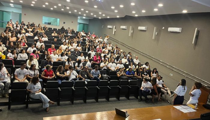 esp/df-promove-simposio-sobre-formacao-tecnica-em-saude