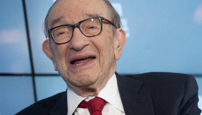 morre-aos-100-alan-greenspan,-presidente-do-fed-por-20-anos