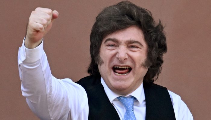 chefe-de-gabinete-de-milei-renuncia-em-meio-a-escandalo-de-corrupcao