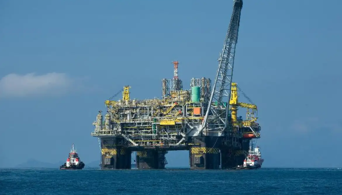 fmi:-curva-implica-preco-medio-de-us$-78-para-petroleo-a-vista-em-2026,-ante-us$-82-em-abril