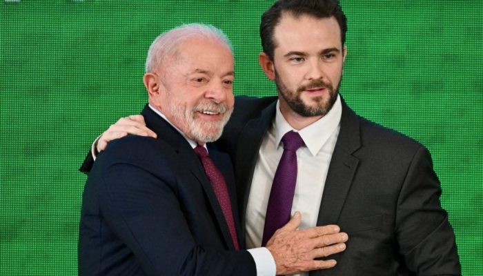 ‘governo-nao-vai-deixar-brasileiros-na-mao’,-afirma-durigan-sobre-tarifaco