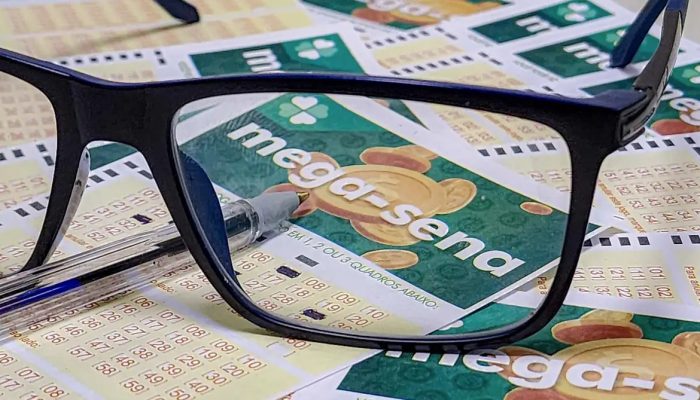 veja-o-resultado-do-concurso-3042-da-mega-sena,-com-premio-de-quase-r$-165-milhoes