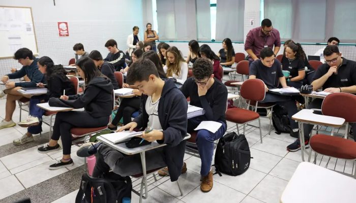 alunos-do-prouni-podem-pedir-bolsa-permanencia-de-r$-700