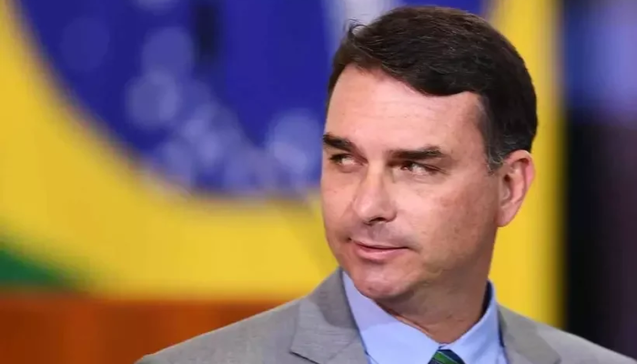 denunciante-de-suposta-armacao-acumula-mudancas-de-versao-sobre-vice-de-flavio-bolsonaro