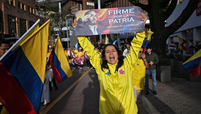 ministro-colombiano-e-criticado-por-viagem-de-lazer-em-meio-a-crise-pos-terremoto