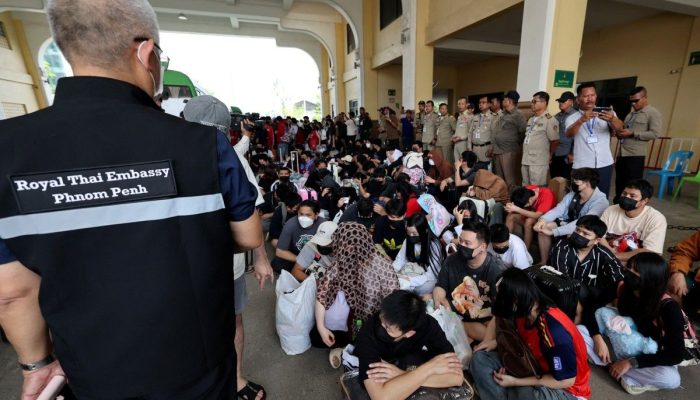no-camboja,-brasileiros-vitimas-de-trafico-humano-vivem-sob-grades,-vigilancia-e-tortura