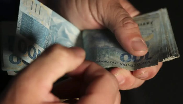 governo-envia-orcamento-de-2027-com-salario-minimo-de-r$-1.741