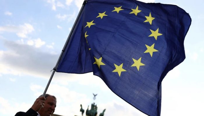 ue-diz-que-nao-e-hora-de-‘normalizar’-presenca-da-russia-no-g20