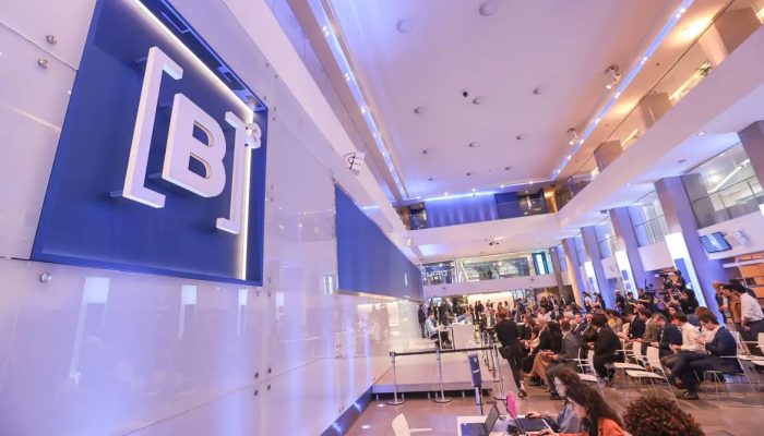 financiamento-de-veiculos-tem-melhor-agosto-em-15-anos,-mostra-trillia,-da-b3