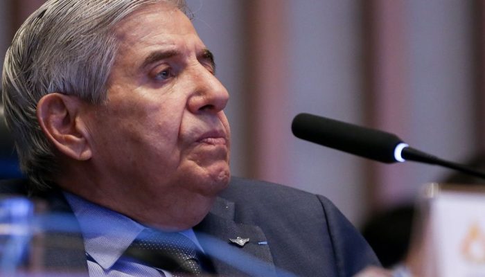 generais-do-golpe-seguem-recebendo-r$-38,5-mil,-e-crise-no-stf-vira-municao-para-manter-patentes