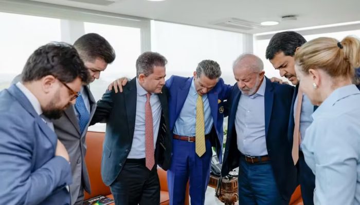 evangelicos-e-as-eleicoes:-mesmo-com-menor-mobilizacao,-lula-nao-atrai-fieis,-que-ja-votaram-no-pt