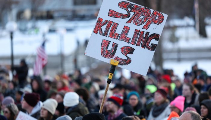 minneapolis-pede-que-autoridades-estaduais-investiguem-morte-de-mulher-pelo-ice