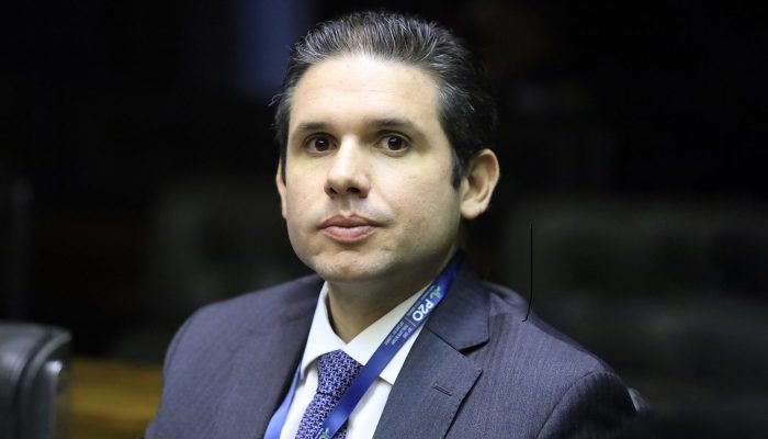 ministro-da-justica-e-hugo-motta-firmam-compromisso-pela-pec-da-seguranca