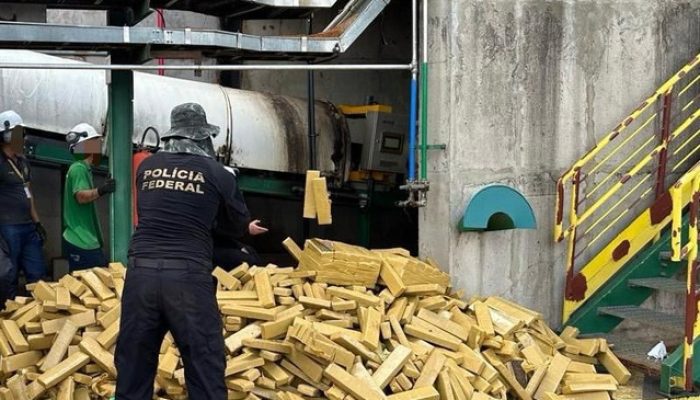 policia-federal-incinera-mais-de-8-toneladas-de-maconha-em-tres-lagoas