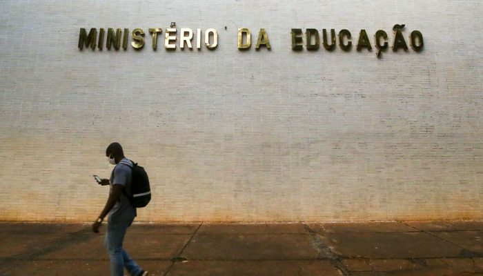 mec-estabelece-metas-para-600-mil-novas-matriculas-em-educacao-tecnica-ate-2026