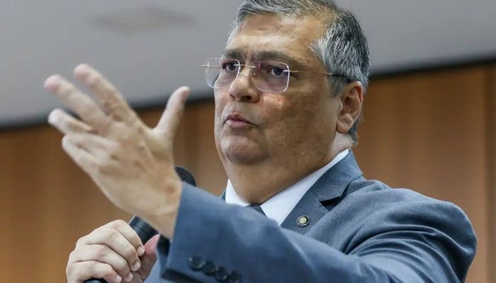 entidades-corporativas-silenciam-sobre-decisao-de-dino-contra-penduricalhos