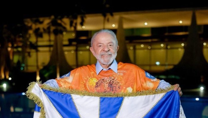 pt-recomenda-que-militantes-evitem-manifestacoes-eleitorais-em-desfile-que-homenageia-lula