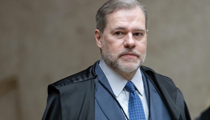 receita-rastreia-quebra-de-sigilo-de-ministros-do-stf-e-100-familiares-por-ordem-de-moraes