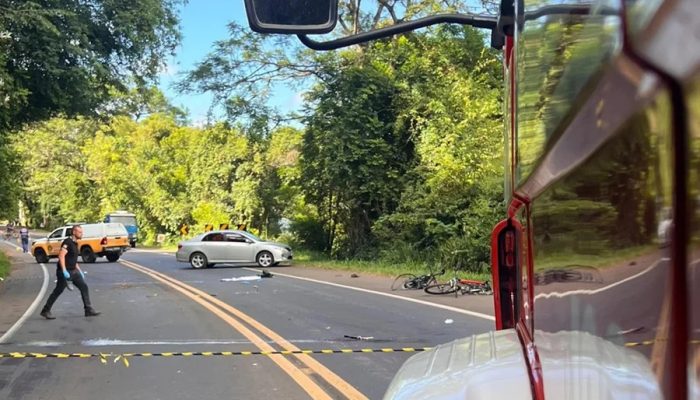 duas-ciclistas-morrem-apos-atropelamento-em-rodovia-no-rs;-motorista-e-preso-apos-fugir-do-local