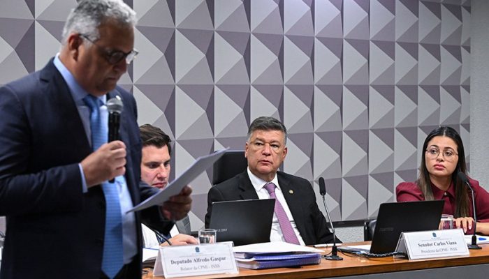 empresaria-ingrid-santos-passa-mal-e-encerra-depoimento-na-cpmi-do-inss