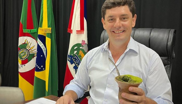 pf-prende-ex-prefeito-de-lajeado-(rs)-por-suspeita-de-fraude-em-obras-pos-enchente