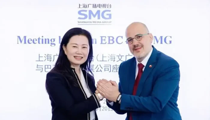 ebc-firma-parceria-com-shanghai-media-group-na-china