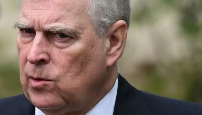 reino-unido-pesquisa-arquivos-sobre-ex-principe-andrew