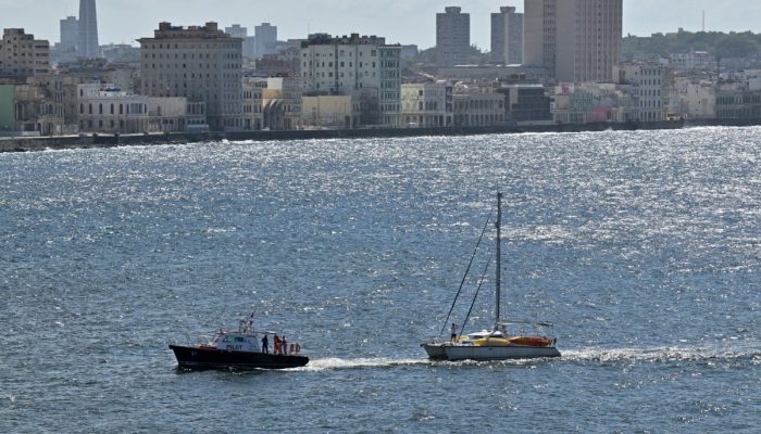 marinha-mexicana-localiza-veleiros-com-ajuda-humanitaria-para-cuba