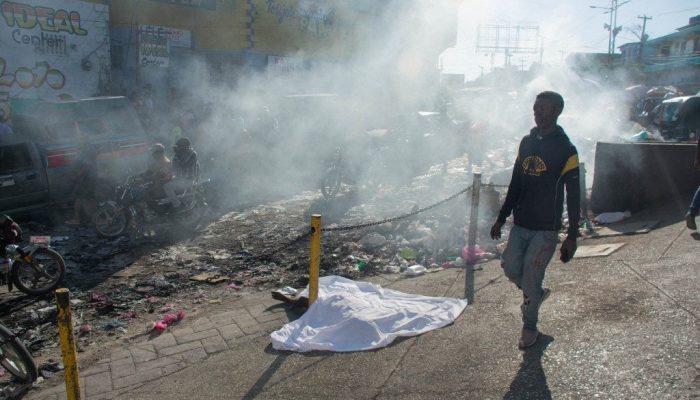 pelo-menos-16-pessoas-morrem-em-ataque-de-gangues-no-haiti