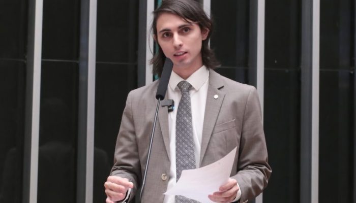projeto-exige-rotulagem-de-agrotoxicos-em-embalagens-de-alimentos